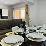 Increíble Piso Al Lado Del Centro De Apartamento *