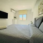 Apartamento Increíble Piso Al Lado Del Centro De *
