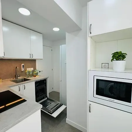Increíble Piso Al Lado Del Centro De Apartamento